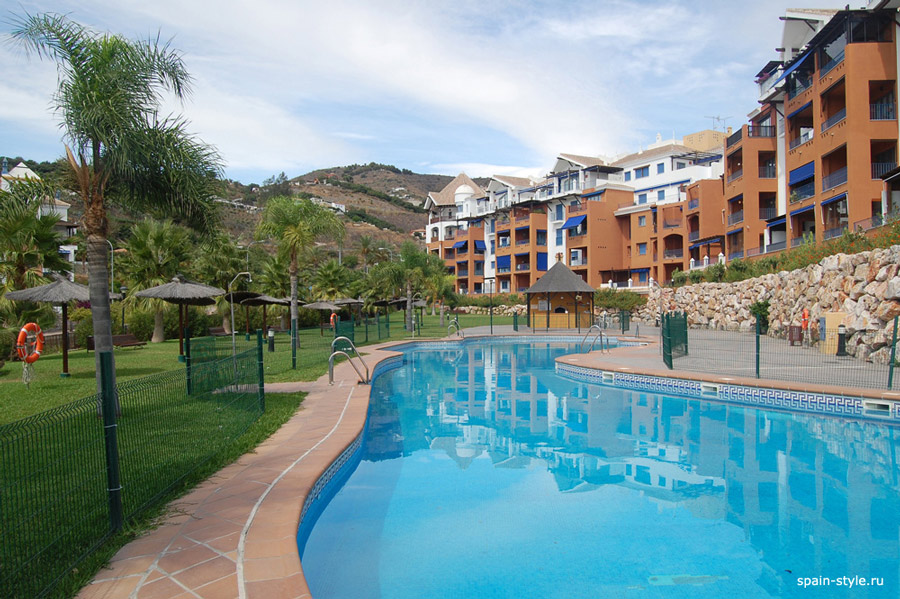 Apartamento Residencial Galera Playa en primera línea, Almuñécar, Piscina en la urbanización