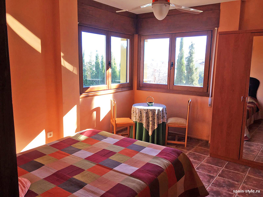 Second floor bedroom, Country house in Granada with a tourist accommodation business 