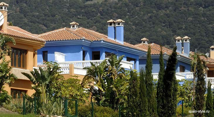Casas nuevas de lujo con vistas al mar en Málaga  Fuengirola