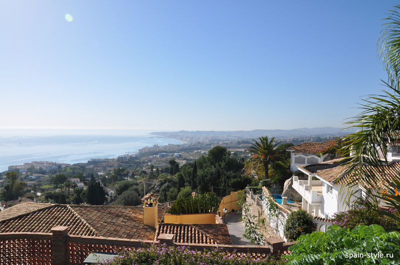 Mountains, Fuengirola and sea view,  Holiday seaview villa in Benalmádena for 12 people