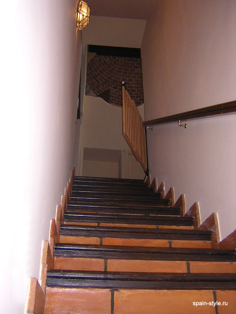 Chalet  en  Granada, Almuñécar, la escalera