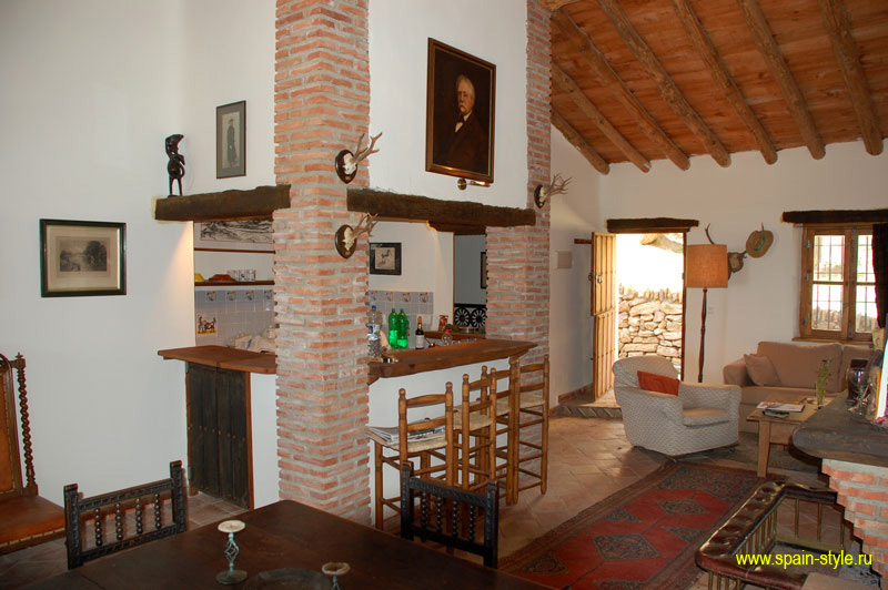 La casa principal,  Cortijo rural en Las Alpujarras