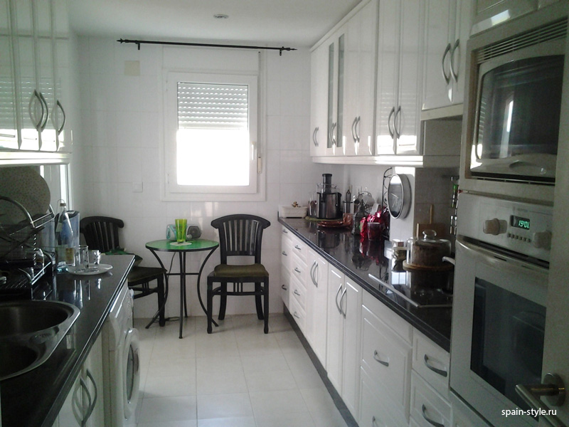 Kitchen, Luxury apartment in Benalmadena Torrequebrada