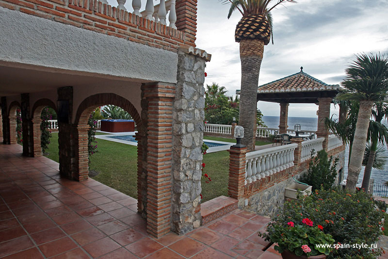 Terraza, Chalet de lujo en La Punta de la Mona, Granada