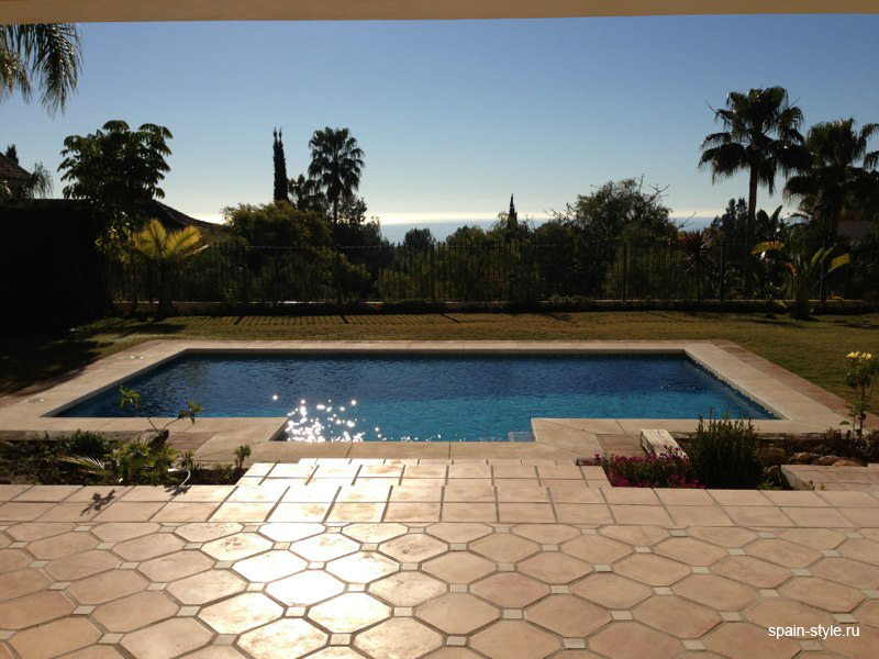 Heated pool, Luxury villa for sale in Marbella