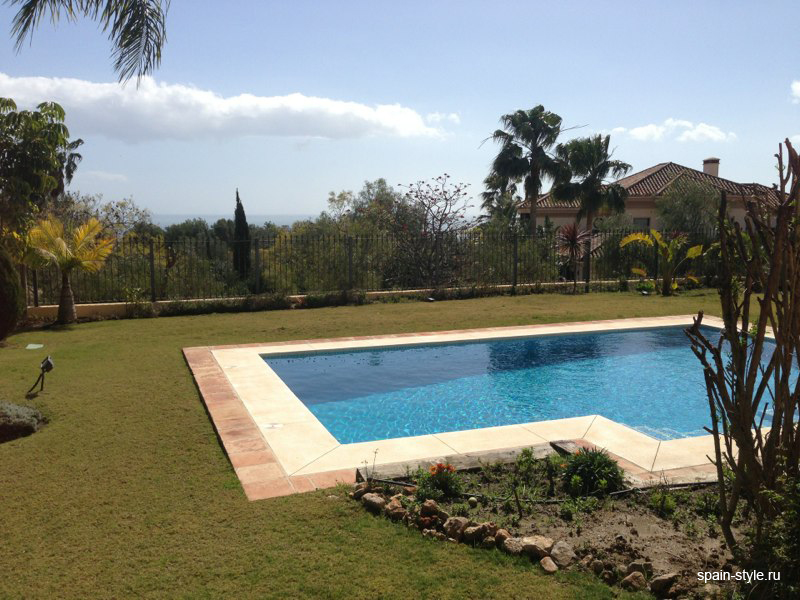 Heated pool, Luxury villa for sale in Marbella
