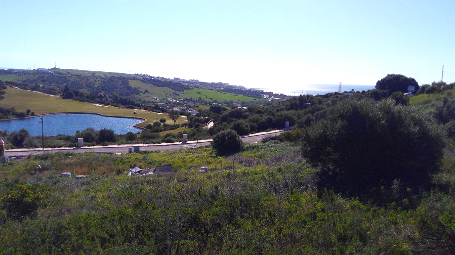 Vista de la parcela, Chalet nuevo sobre el plano en Estepona 